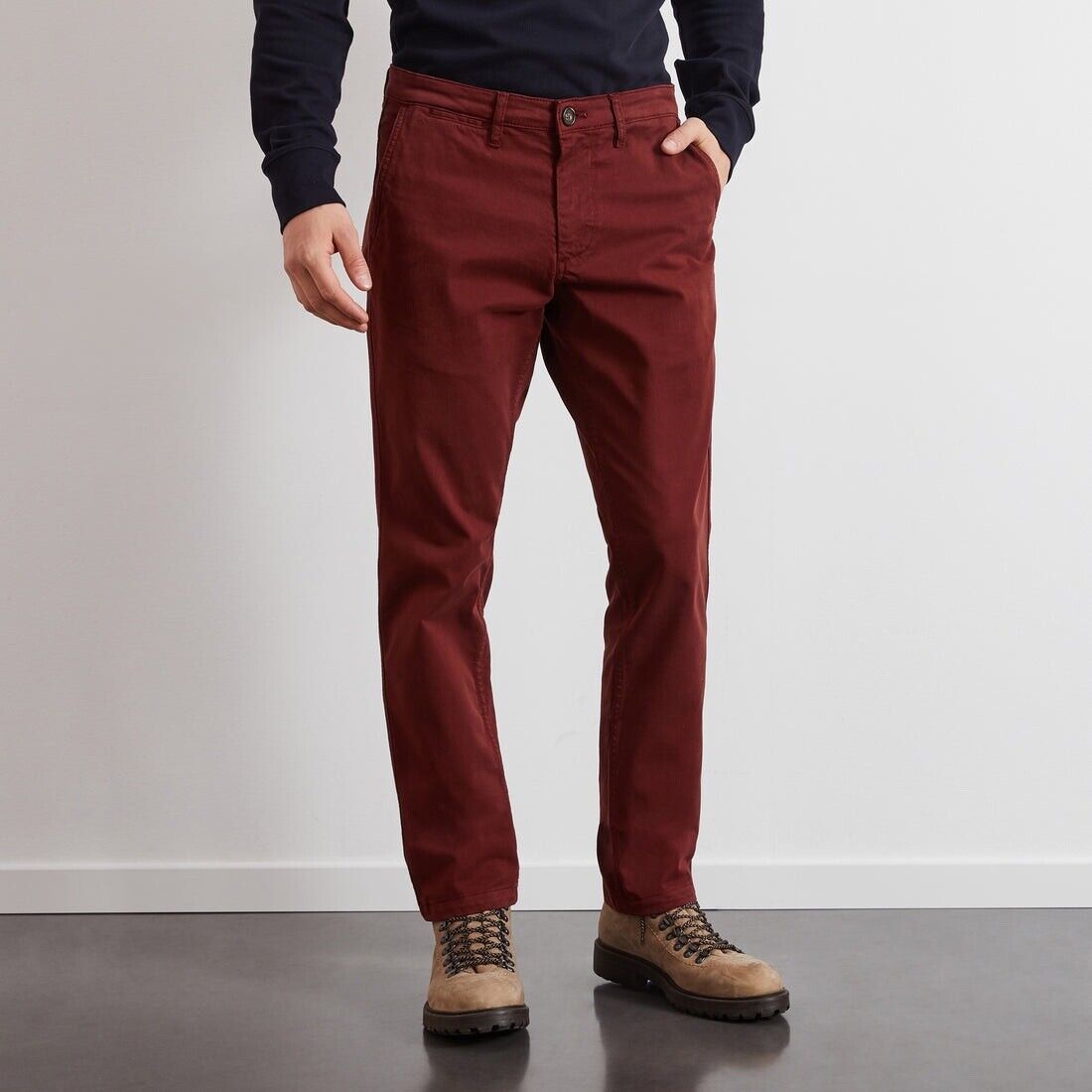 Bordeaux chinos in stretch cotton